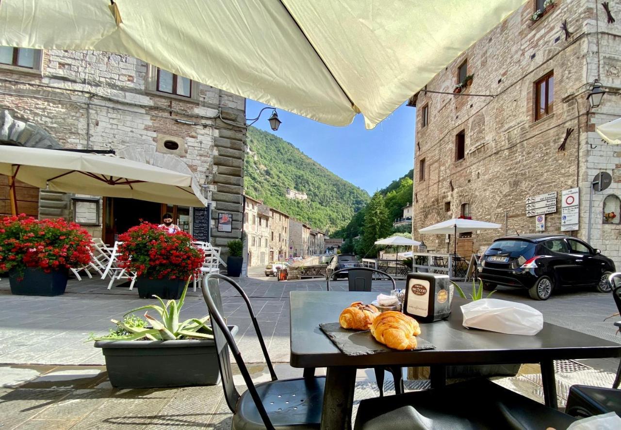 Red House Apartamento Gubbio Exterior foto